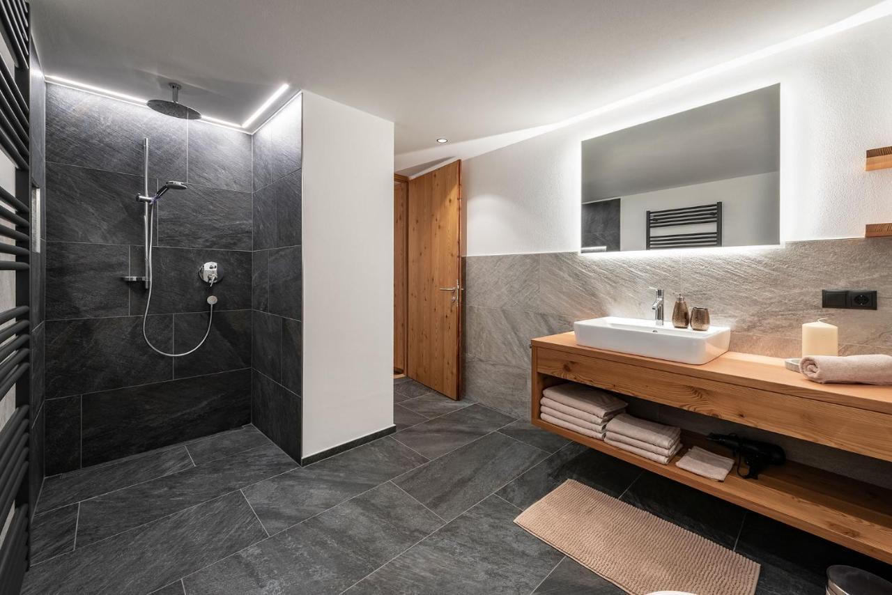 Mesnerhof Apartment Valles Ngoại thất bức ảnh