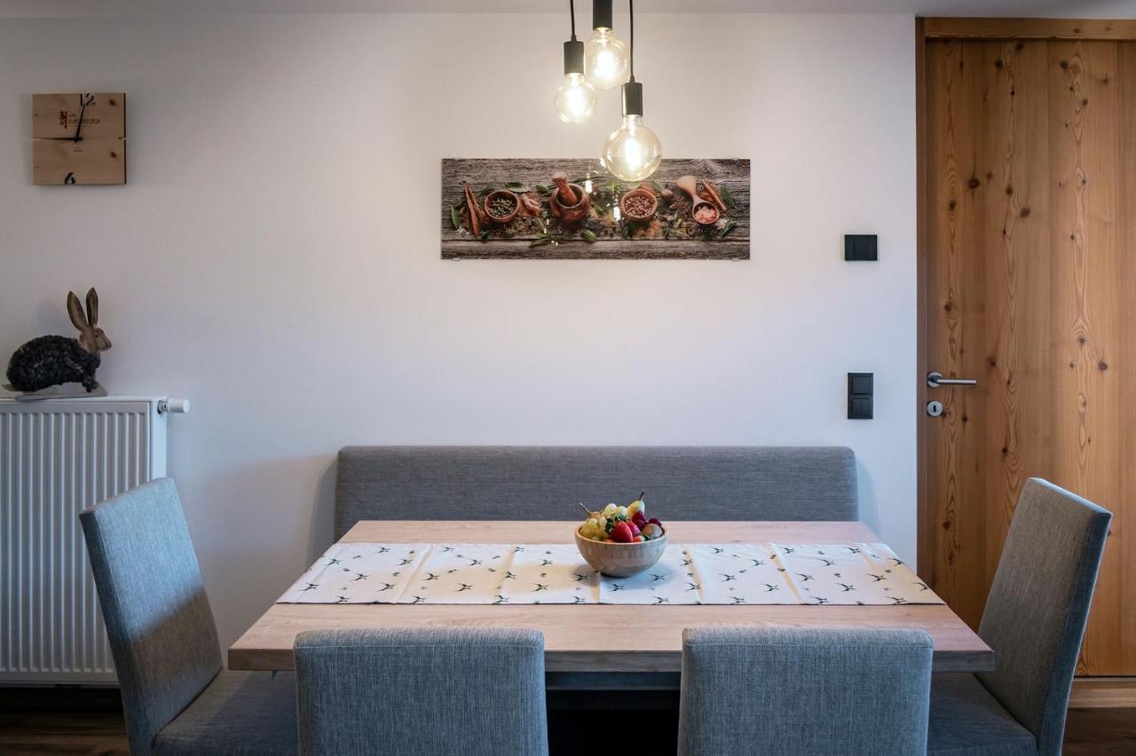 Mesnerhof Apartment Valles Ngoại thất bức ảnh