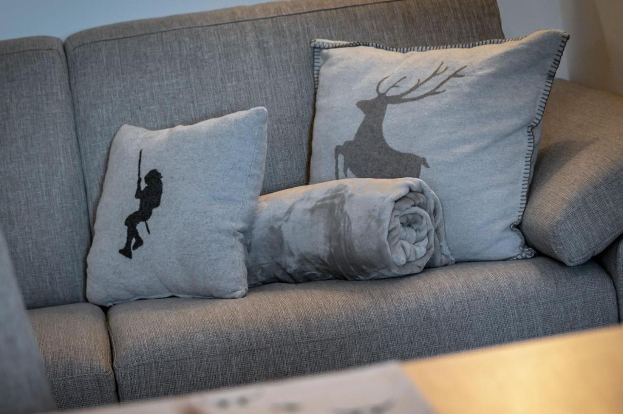 Mesnerhof Apartment Valles Ngoại thất bức ảnh