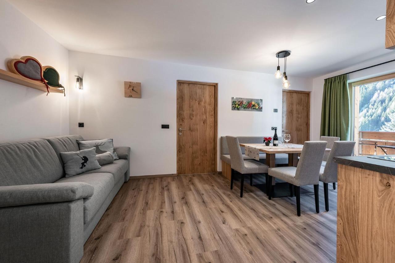Mesnerhof Apartment Valles Ngoại thất bức ảnh