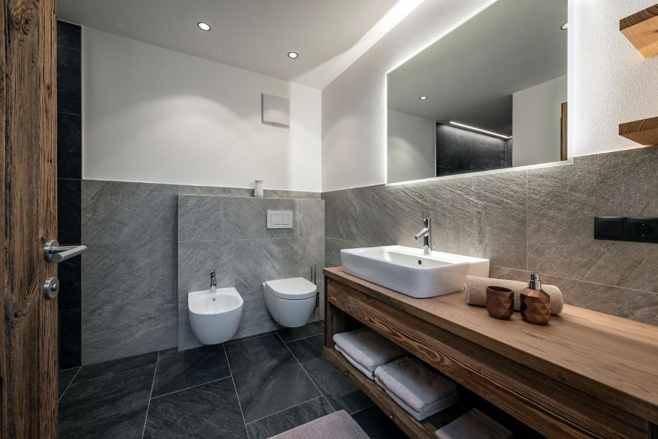 Mesnerhof Apartment Valles Ngoại thất bức ảnh