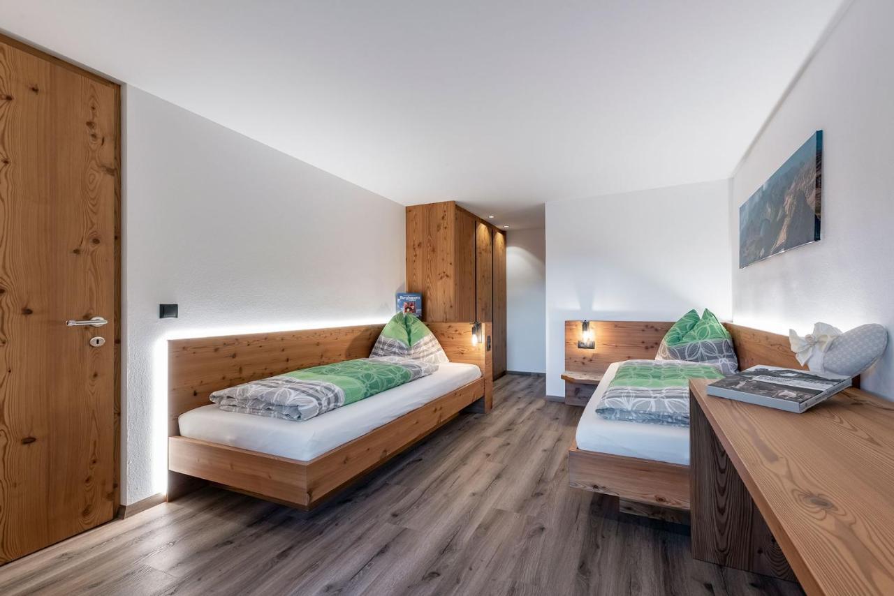 Mesnerhof Apartment Valles Ngoại thất bức ảnh