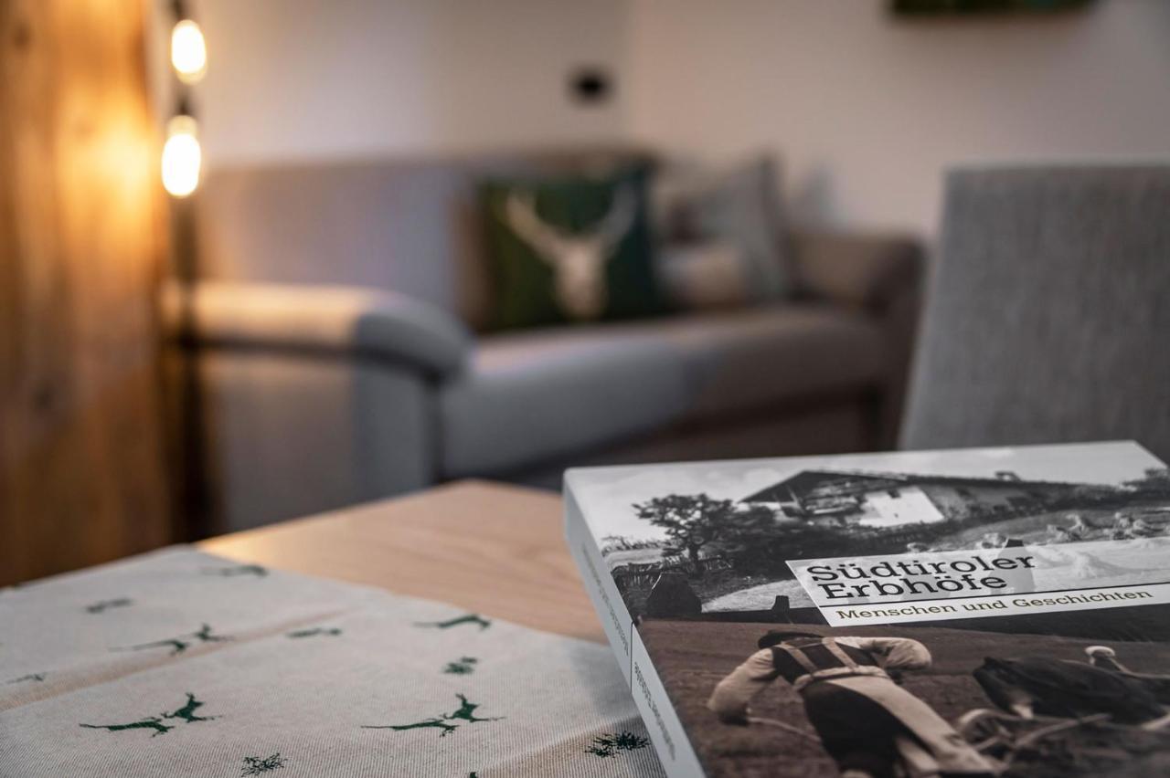 Mesnerhof Apartment Valles Ngoại thất bức ảnh